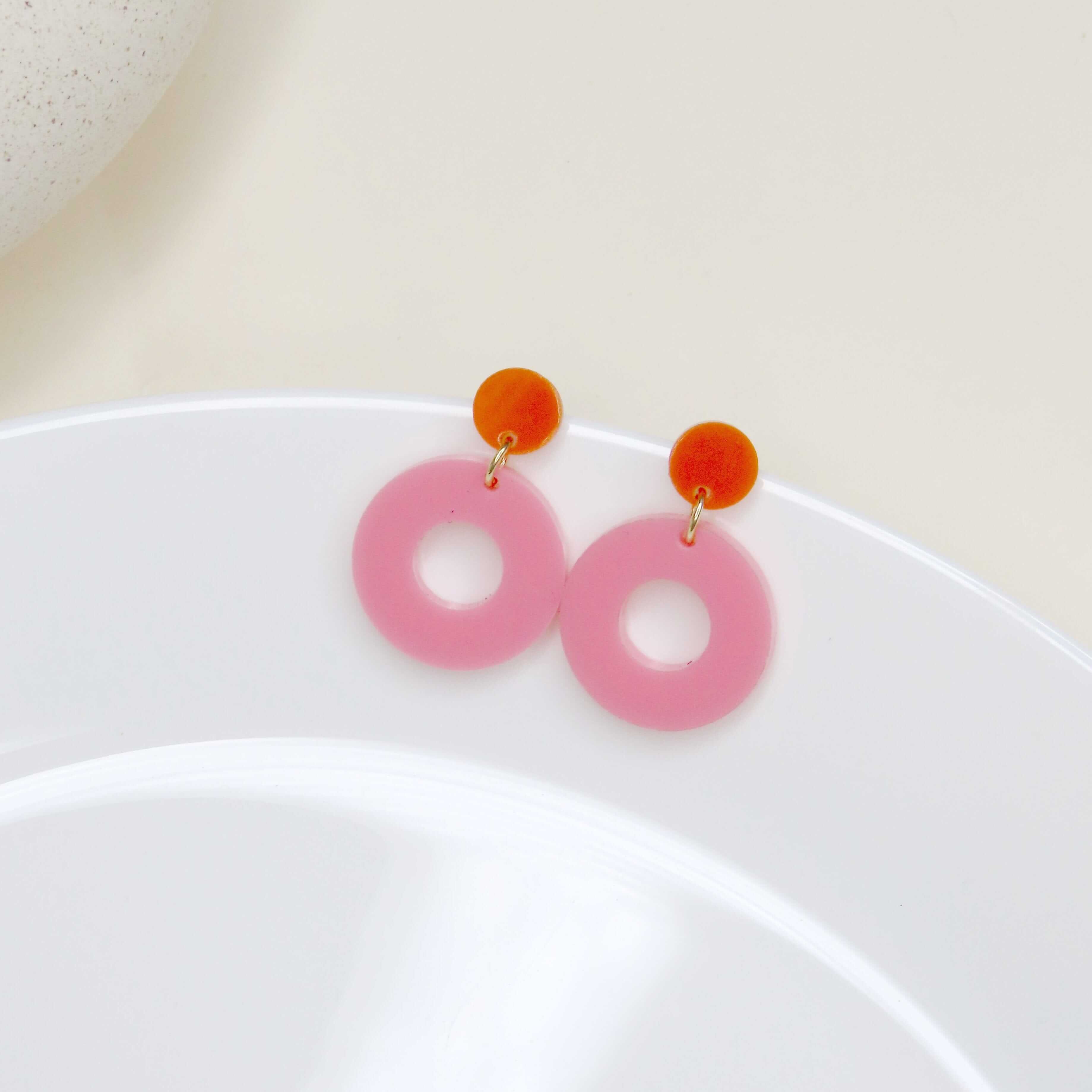 Colorblock Circle Ohrstecker in Orange & Rosa